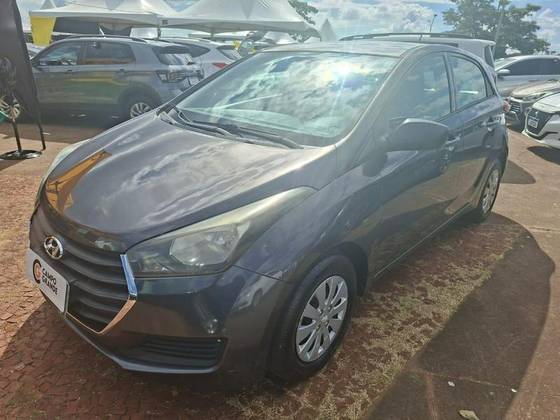 HYUNDAI HB20 1.0 COMFORT 12V FLEX 4P MANUAL HYUNDAI HB20 1.0 COMFORT 12V FLEX 4P MANUAL